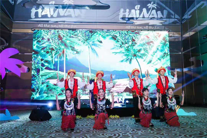 3、檳榔谷助力海南國際旅游島（上海）音樂推介會 邀請游客做黎家人