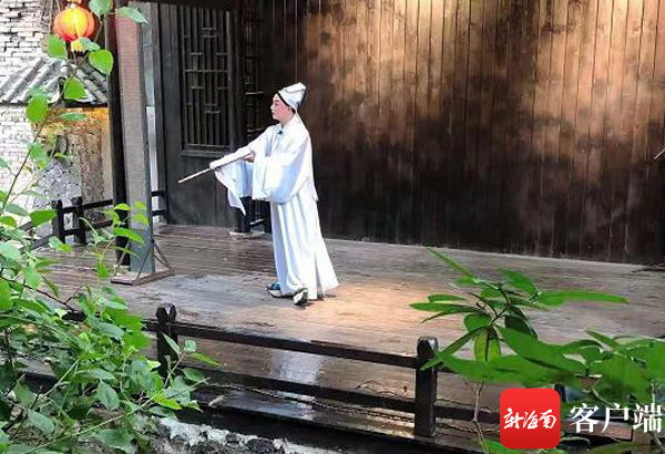 插入圖片