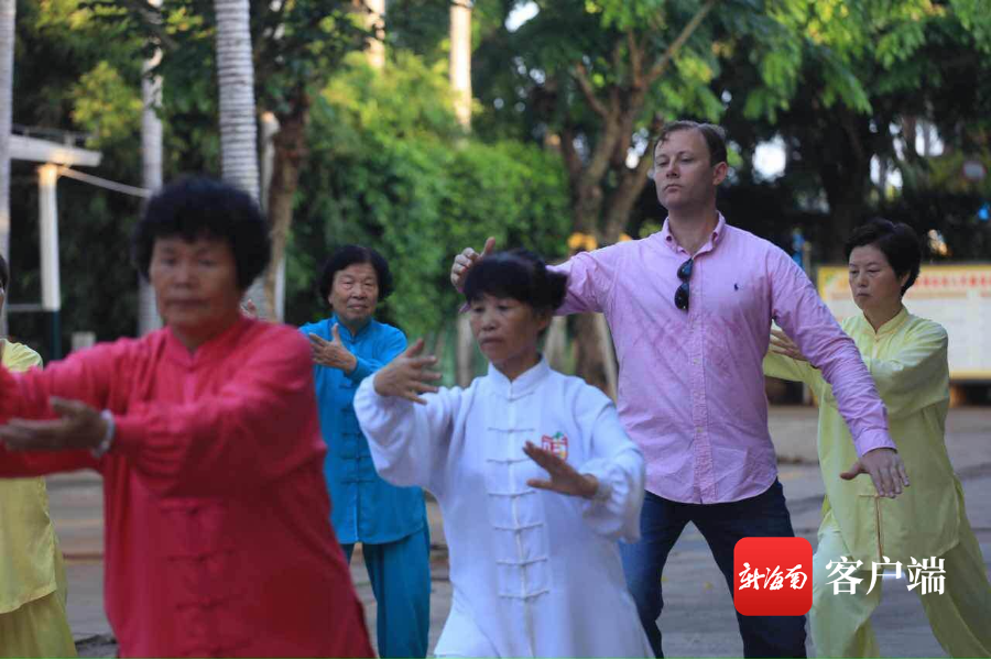 插入圖片